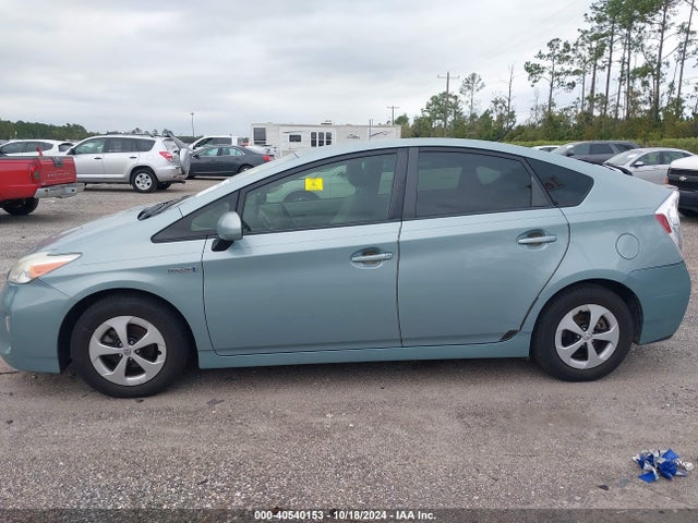 Toyota Prius Two 2014 JTDKN3DUXE1770295 Image 14