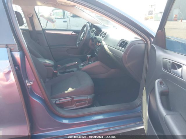 3VWD17AJ7FM246982 Volkswagen Jetta 1.8t Se