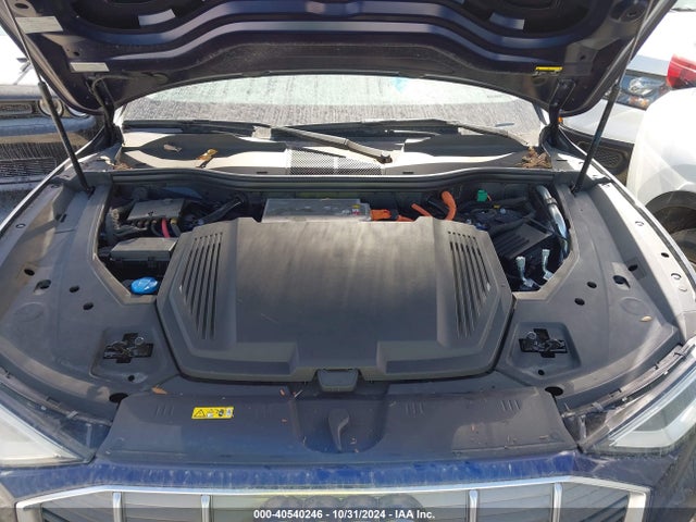 WA1AAAGE3MB002550 Audi E-tron Premium Quattro