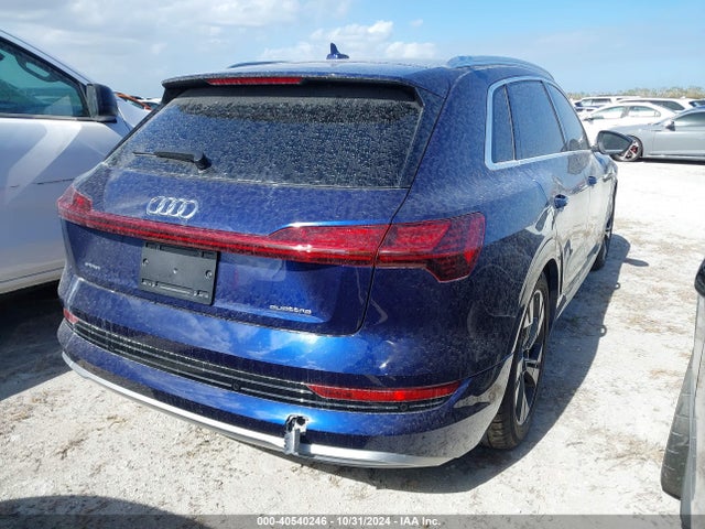 WA1AAAGE3MB002550 Audi E-tron Premium Quattro