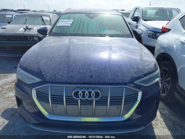 WA1AAAGE3MB002550 Audi E-tron Premium Quattro