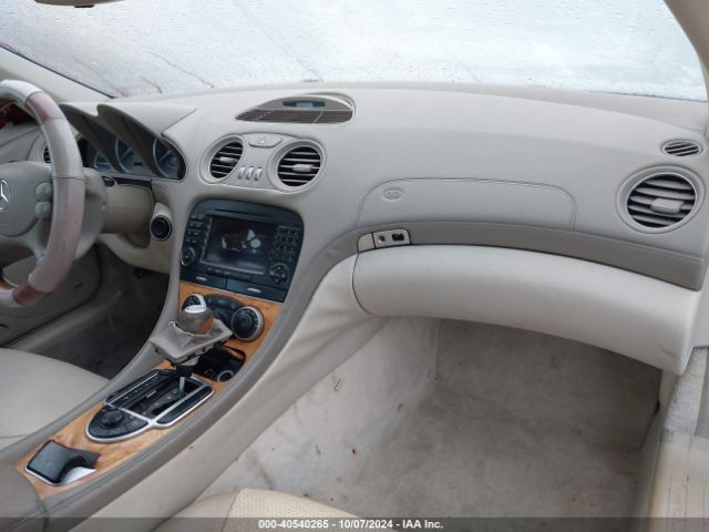 2005 MERCEDES-BENZ SL 500 WDBSK75F75F102231 Photo 4