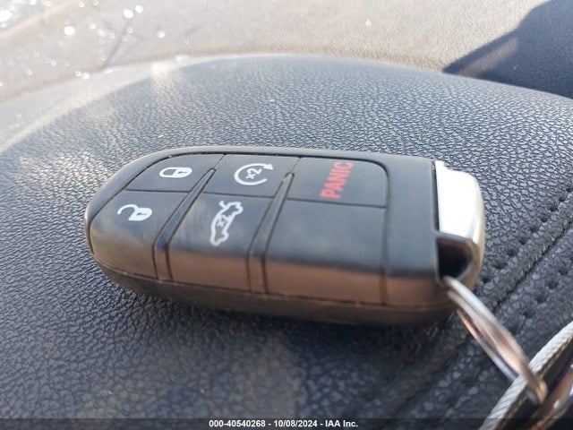 2C3CCAAG7EH228686 Chrysler 300