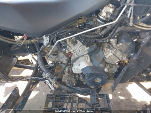 2019 CAN-AM OUTLANDER MAX 3JBLPAJ45KJ002086 Photo 7