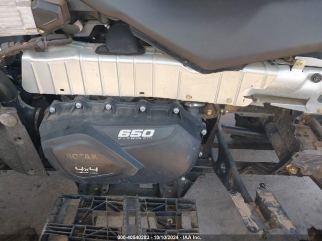 2019 CAN-AM OUTLANDER MAX 3JBLPAJ45KJ002086 Photo 8