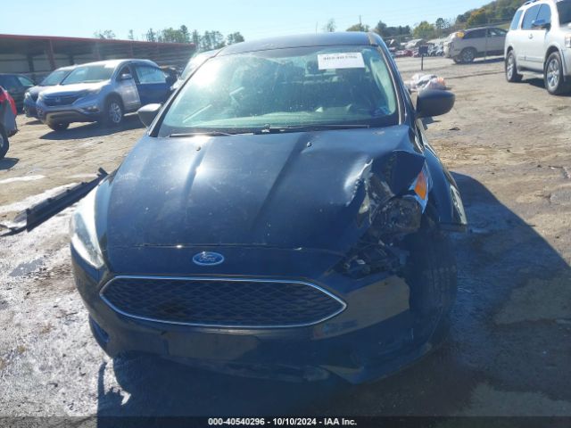 1FADP3E27JL221822 Ford FOCUS S