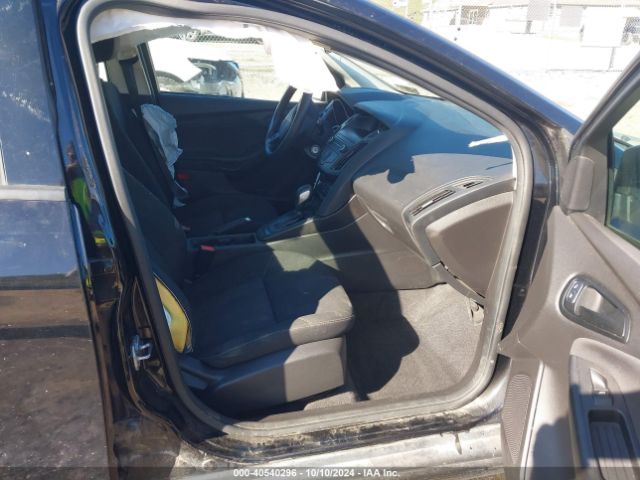 1FADP3E27JL221822 Ford FOCUS S