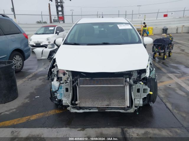 JTDZN3EU4HJ062058 Toyota Prius V Three