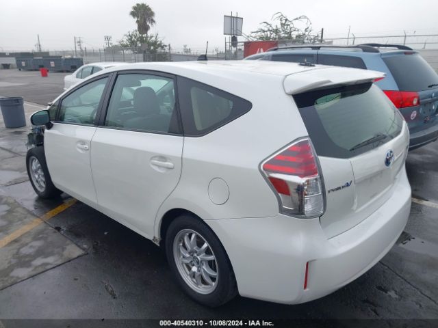 JTDZN3EU4HJ062058 Toyota Prius V Three
