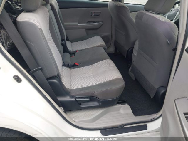 JTDZN3EU4HJ062058 Toyota Prius V Three