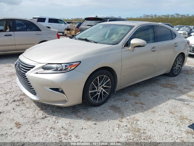 Lexus ES 350 2016 58ABK1GG7GU012942 Image 2