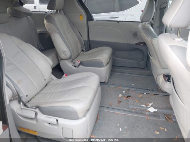 5TDDK3DC3ES082487 Toyota Sienna Limited 7 Passenger