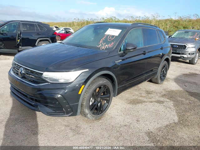 3VVCB7AXXPM130601 Volkswagen Tiguan 2.0t Se R-line Black