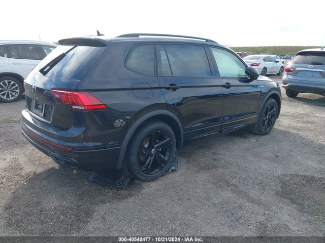 3VVCB7AXXPM130601 Volkswagen Tiguan 2.0t Se R-line Black