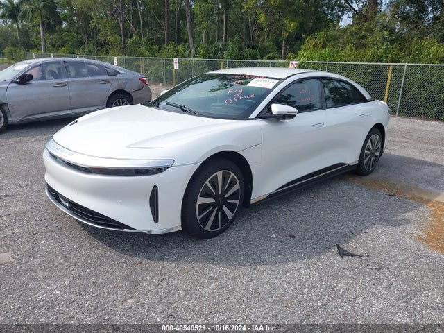 Lucid Air Pure 2023 50EA1PFA0PA009372 Image 2