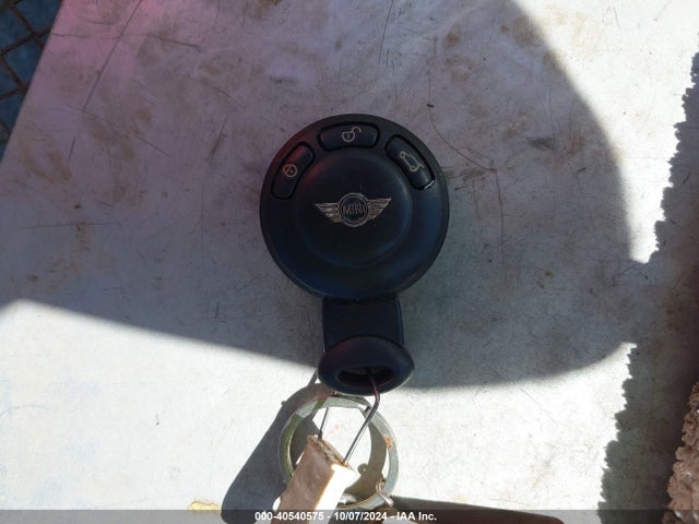 2010 MINI COOPER S WMWMS3C51ATY51029 Photo 10