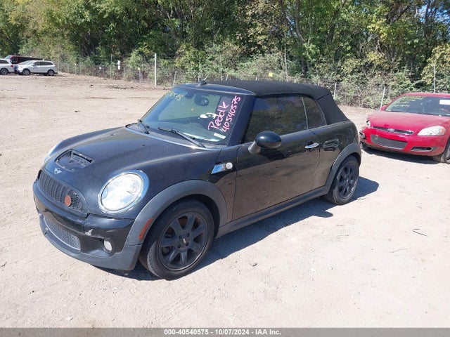 2010 MINI COOPER S WMWMS3C51ATY51029 Photo 1