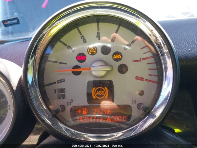 2010 MINI COOPER S WMWMS3C51ATY51029 Photo 6
