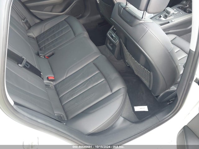WAUGMAF40KN021100 Audi A4 40 Premium/40 Titanium Premium