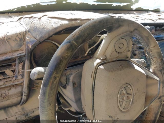 4T1B11HK6KU757848 Toyota CAMRY SE