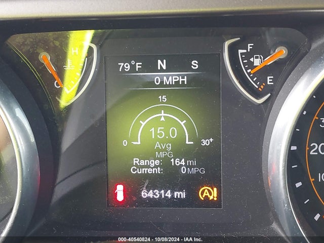 40540824 :رقم المزاد ، 1C4HJXDG6JW297614 vin ، 2018 Jeep Wrangler Unlimited Sport S 4x4 مزاد بيع
