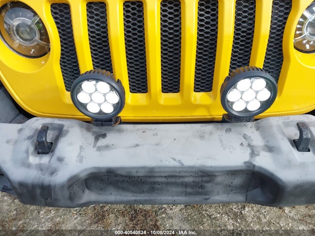40540824 :رقم المزاد ، 1C4HJXDG6JW297614 vin ، 2018 Jeep Wrangler Unlimited Sport S 4x4 مزاد بيع