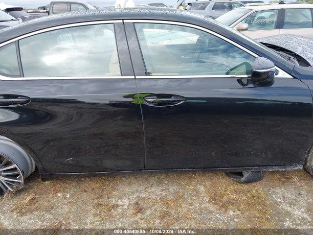 Lexus ES 300H 2023 58ADA1C10PU029918 Image 13