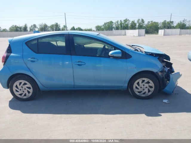 JTDKDTB32G1131649 Toyota Prius C Two