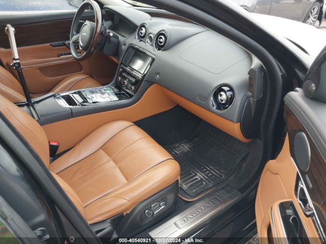 2015 JAGUAR XJ SAJWA2GZ4F8V83577 Photo 4