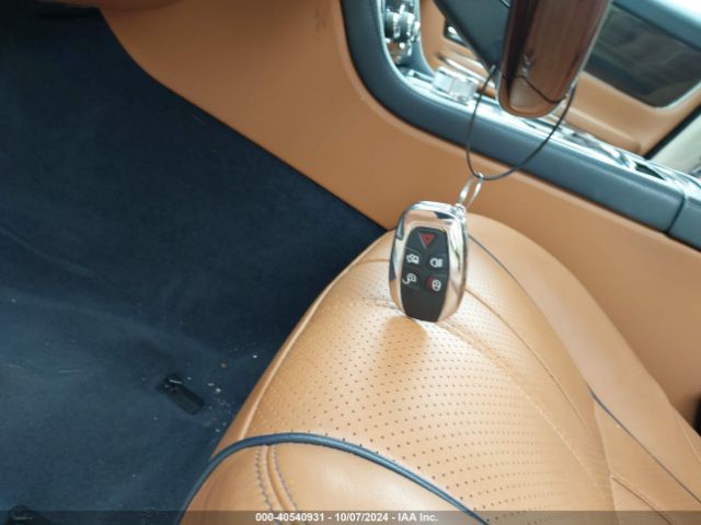 2011 JAGUAR XJ SAJWA2GB4BLV21834 Photo 10