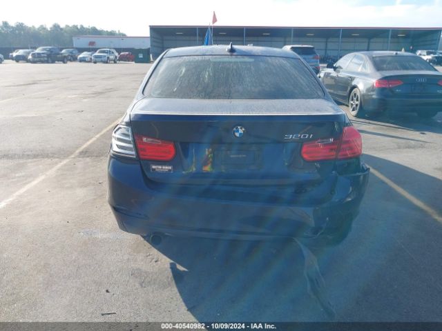 WBA3B1G57ENT00706 BMW 320i