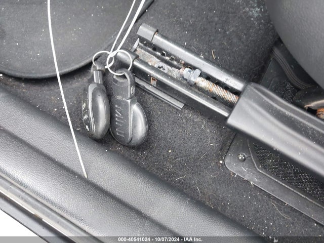 2017 MINI COUNTRYMAN WMZYT3C33H3D98996 Photo 10