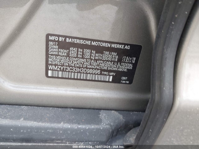 2017 MINI COUNTRYMAN WMZYT3C33H3D98996 Photo 8