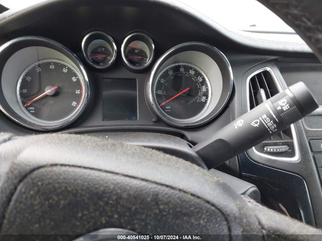 W04WT3N50GG050030 Buick Cascada Premium