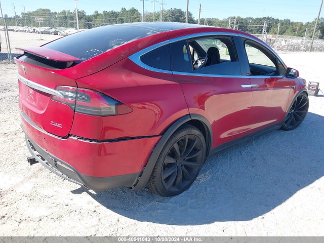 2016 TESLA MODEL X 5YJXCDE20GF026309 Photo 3
