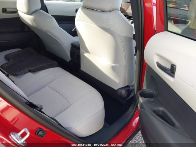 7MUCAAAG9RV104093 Toyota Corolla Cross Le