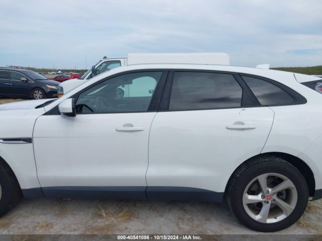 SADCJ2FX7JA274452 Jaguar F-pace 25t Premium