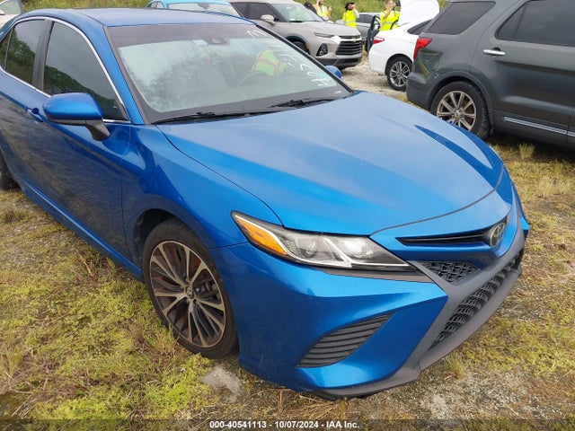 Toyota CAMRY SE 2018 4T1B11HK2JU100740 Image 1