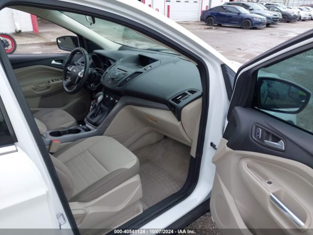 1FMCU0GX1EUC69379 Ford ESCAPE SE