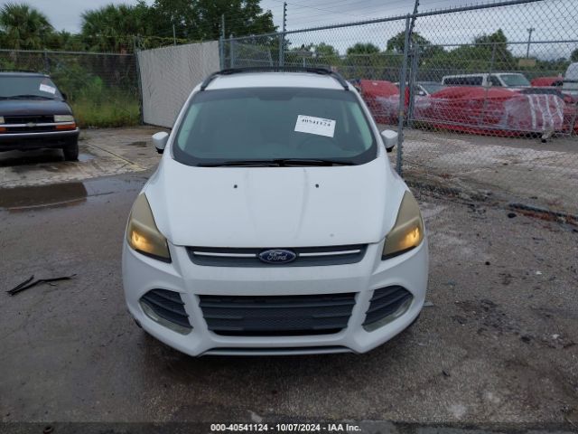 1FMCU0GX1EUC69379 Ford ESCAPE SE