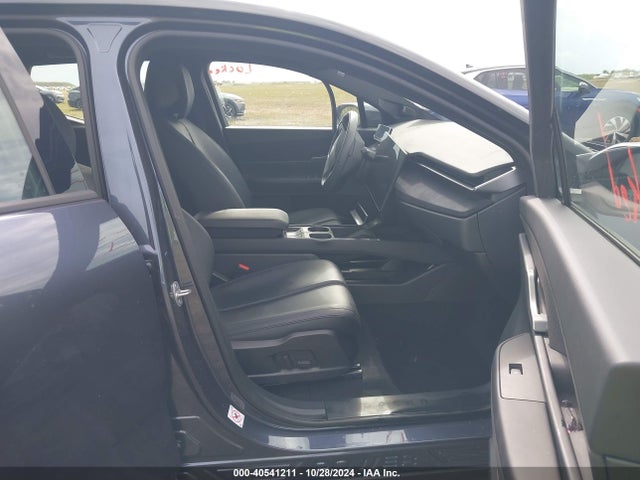Fisker Ocean One 2023 VCF1ZBU24PG003194 Image 5