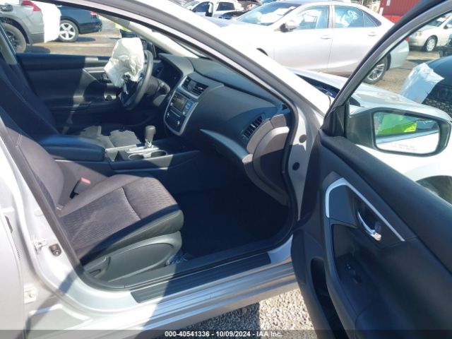 1N4AL3AP0HC111589 Nissan Altima 2.5/2.5 S/2.5 Sl/2.5 Sr/2.5 Sv