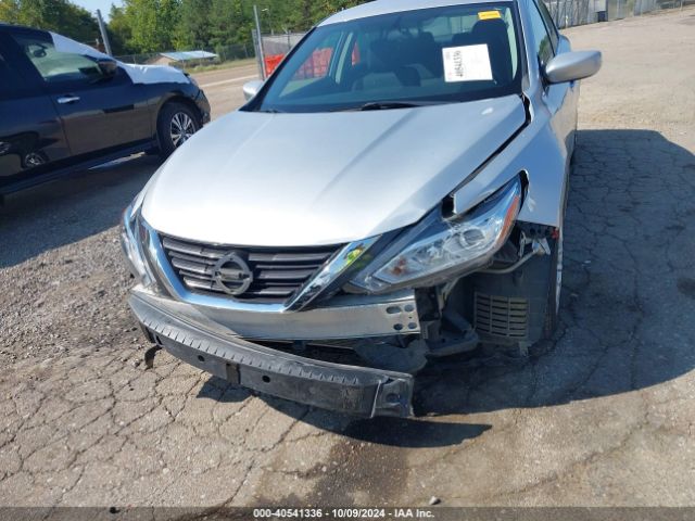 1N4AL3AP0HC111589 Nissan Altima 2.5/2.5 S/2.5 Sl/2.5 Sr/2.5 Sv