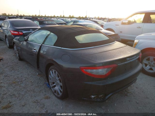 2011 MASERATI GRANTURISMO ZAM45KMA1B0055170 Photo 2