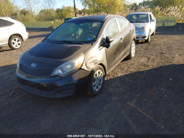 KIA RIO LX 2014 KNADM4A37E6372619 Image 2