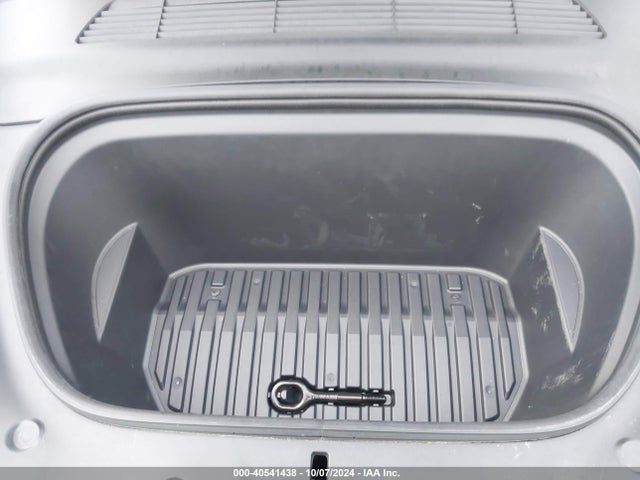 2022 TESLA MODEL Y 7SAYGAEE2NF382679 Photo 9