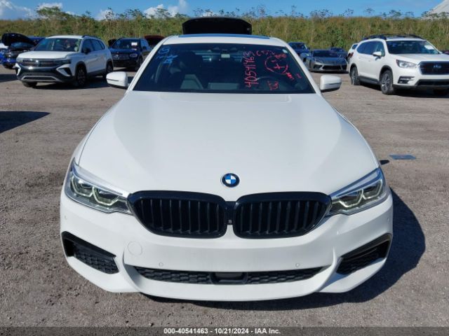 WBAJE5C39HG478149 BMW 540I