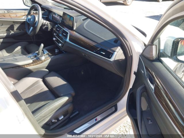 WBAJE5C39HG478149 BMW 540I
