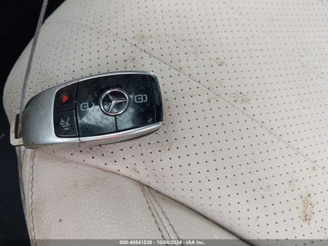 WDDZF4JB6HA036039 Mercedes-Benz E 300