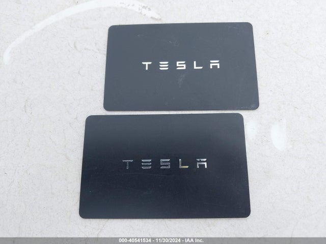 2021 TESLA MODEL Y 5YJYGDEE1MF112176 Photo 10